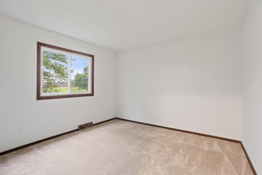 9895 98th Place N, Maple Grove, MN 55369