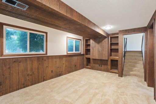9895 98th Place N, Maple Grove, MN 55369