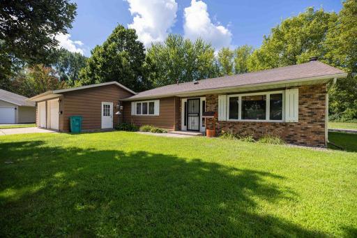 320 9th Avenue NW, Waseca, MN 56093