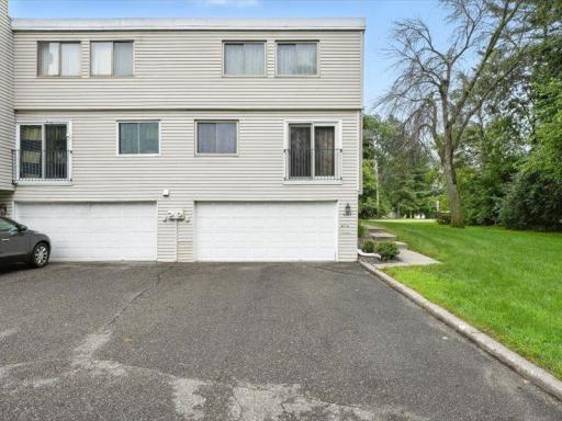 6269 W Broadway Avenue, Minneapolis, MN 55428