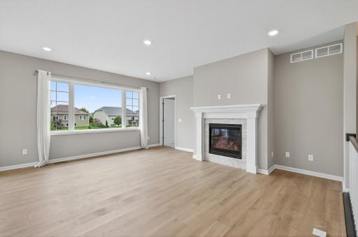 280 Primrose Path N, Bayport, MN 55003