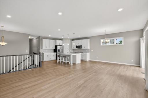 280 Primrose Path N, Bayport, MN 55003