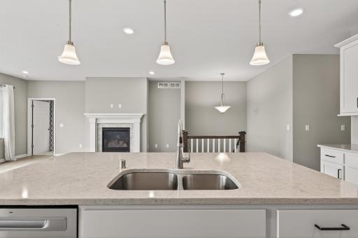 280 Primrose Path N, Bayport, MN 55003