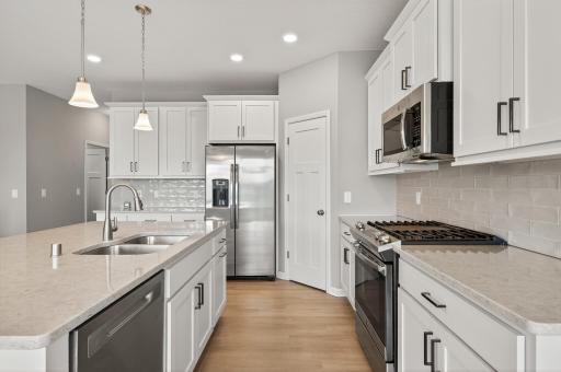 280 Primrose Path N, Bayport, MN 55003