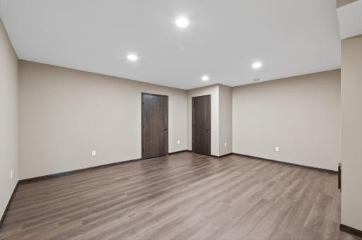 280 Primrose Path N, Bayport, MN 55003