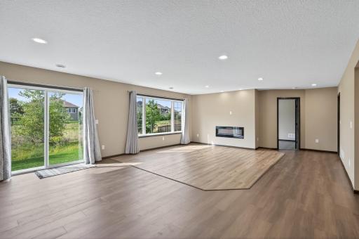 280 Primrose Path N, Bayport, MN 55003