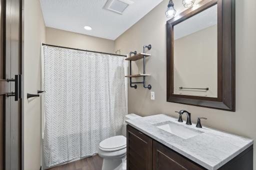 280 Primrose Path N, Bayport, MN 55003