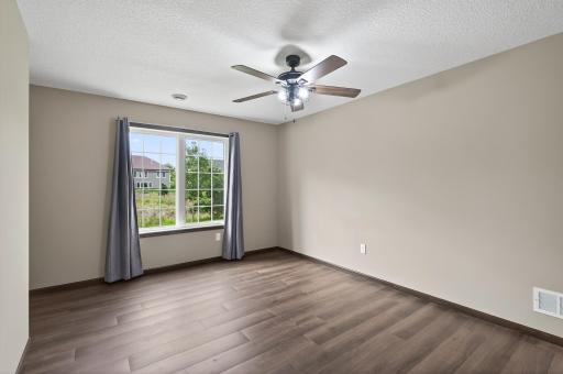 280 Primrose Path N, Bayport, MN 55003