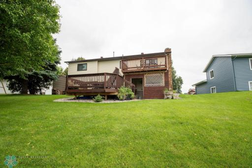 3310 Village Green Drive, Moorhead, MN 56560