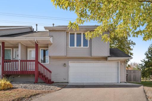 Photo for 15931 Hyland Pointe Court, Saint Paul, MN 55124 - listing #6774903 15931 Hyland Pointe Court, Saint Paul, MN 55124