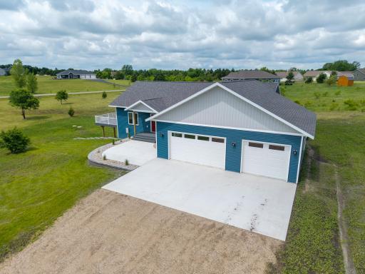23569 Highland Trl
