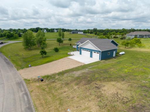 23569 Highland Trl