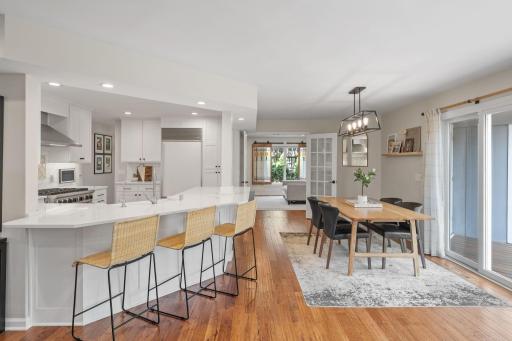 5615 Woodcrest Drive, Edina, MN 55424