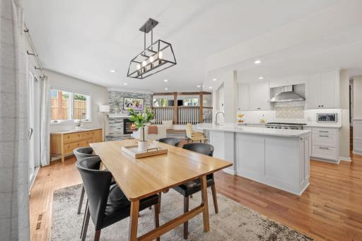 5615 Woodcrest Drive, Edina, MN 55424