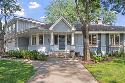5615 Woodcrest Drive, Edina, MN 55424