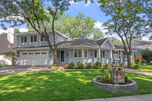 5615 Woodcrest Drive, Edina, MN 55424