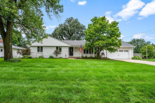 6800 Chapel Lane, Minneapolis, MN 55439