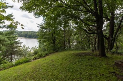 266 Shorewood Lane NE, Rochester, MN 55906