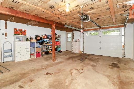 15806 Old Lake Road, Paynesville, MN 56362