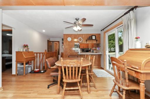 15806 Old Lake Road, Paynesville, MN 56362