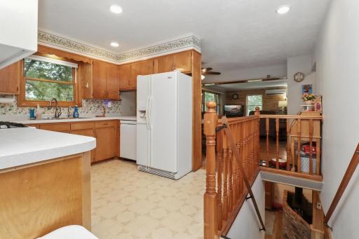 15806 Old Lake Road, Paynesville, MN 56362