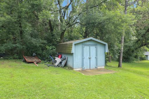 15806 Old Lake Road, Paynesville, MN 56362