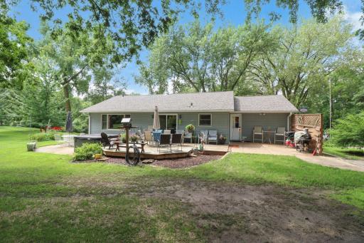 15806 Old Lake Road, Paynesville, MN 56362