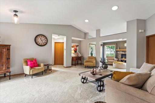 8528 Telford Crossing, Brooklyn Park, MN 55443