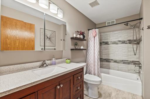 8528 Telford Crossing, Brooklyn Park, MN 55443