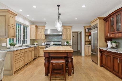 5470 Carrie Lane, Excelsior, MN 55331