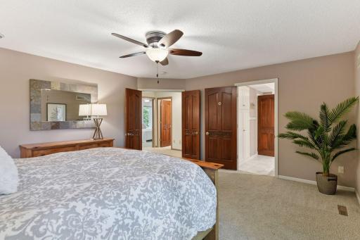 5470 Carrie Lane, Excelsior, MN 55331