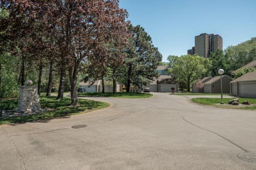 1174 Saint Clair Avenue, Saint Paul, MN 55105
