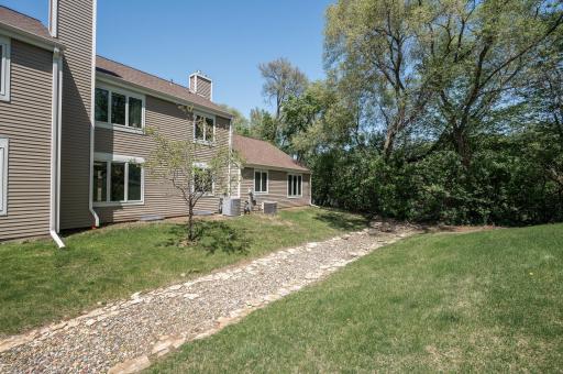 1174 Saint Clair Avenue, Saint Paul, MN 55105
