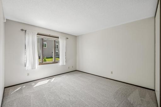 1174 Saint Clair Avenue, Saint Paul, MN 55105