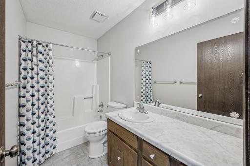1174 Saint Clair Avenue, Saint Paul, MN 55105