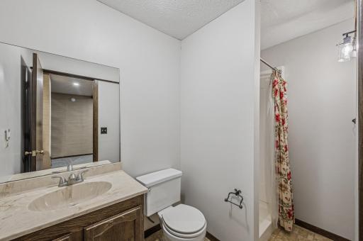 1174 Saint Clair Avenue, Saint Paul, MN 55105