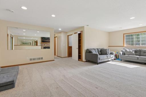 14392 Vernon Avenue, Savage, MN 55378