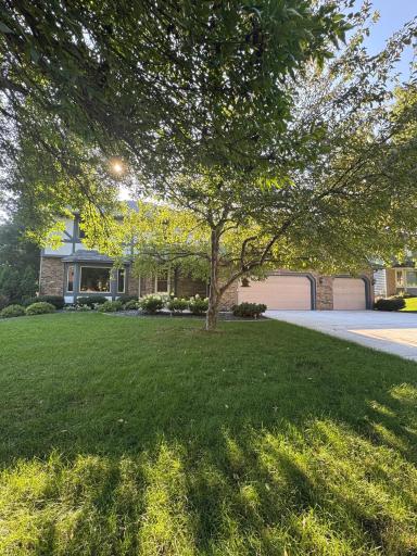8887 Dallas Lane N, Maple Grove, MN 55369