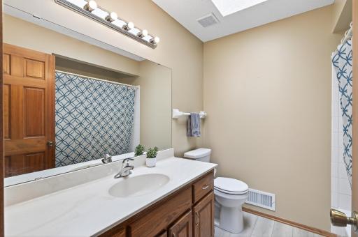8887 Dallas Lane N, Maple Grove, MN 55369