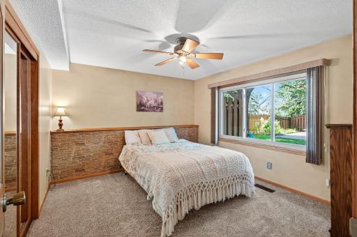 8887 Dallas Lane N, Maple Grove, MN 55369