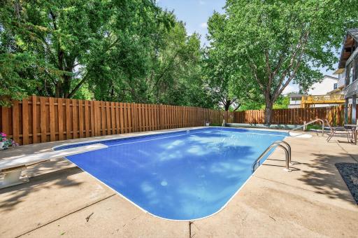 8887 Dallas Lane N, Maple Grove, MN 55369