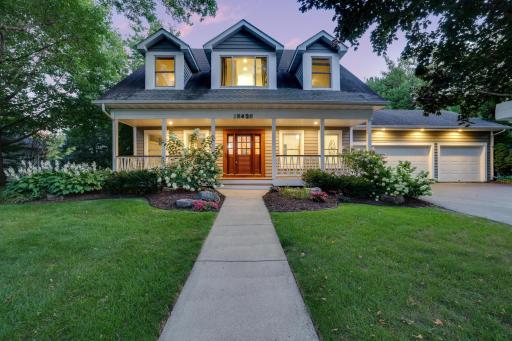 18426 Erin Bay, Eden Prairie, MN 55347