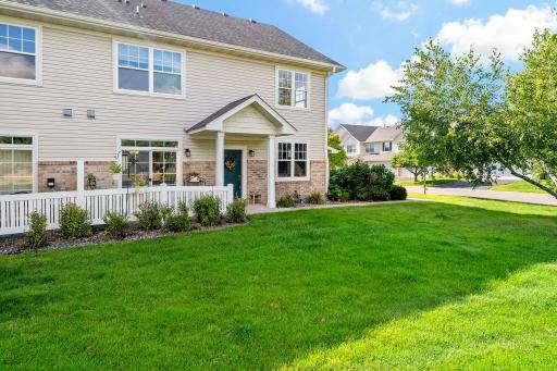 20435 Kensfield Trail, 704, Lakeville, MN 55044