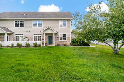 20435 Kensfield Trail, 704, Lakeville, MN 55044