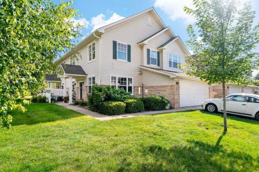 20435 Kensfield Trail, 704, Lakeville, MN 55044