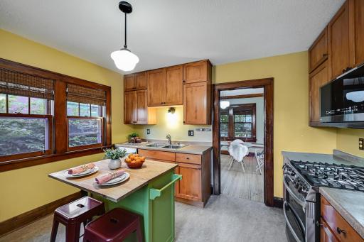 61 George Street E, Saint Paul, MN 55107