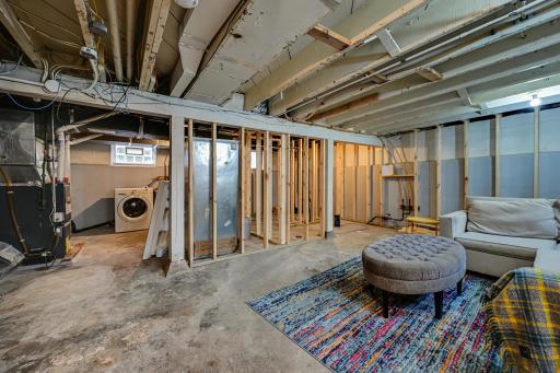 61 George Street E, Saint Paul, MN 55107