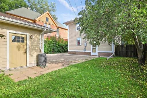 61 George Street E, Saint Paul, MN 55107