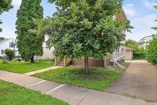 61 George Street E, Saint Paul, MN 55107