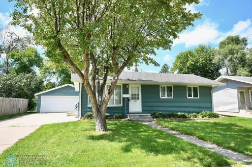 1121 15 1/2 Street N, Moorhead, MN 56560